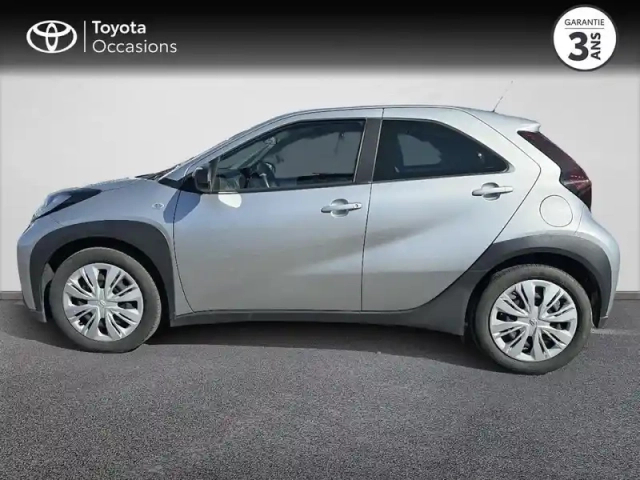 Toyota Aygo X 1.0 vvt-i 72ch dynamic my23 — photo 3