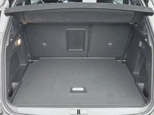 Peugeot 3008 1.2 puretech 130ch s&amp;s gt — photo 15