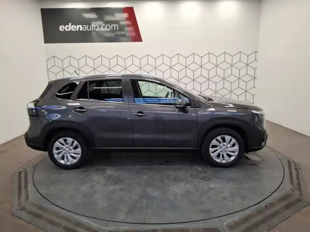 Suzuki S-Cross 1.4 boosterjet hybrid — photo 24