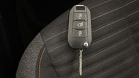 Peugeot 208 1.2 PureTech 100ch S&S Active Pack EAT8 — photo 16
