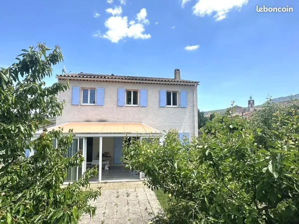 Villa 4 pièces 120 m²