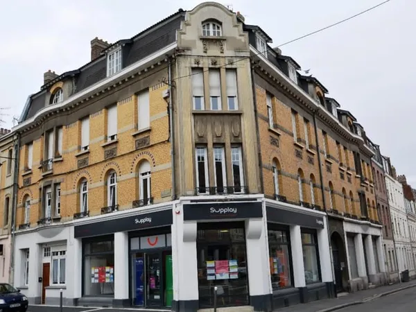 Appartement à louer 4 pièces CAMBRAI (59) 100 m² 700 €