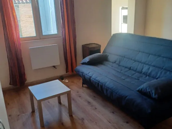T2 loué ou vide proche Ecusson