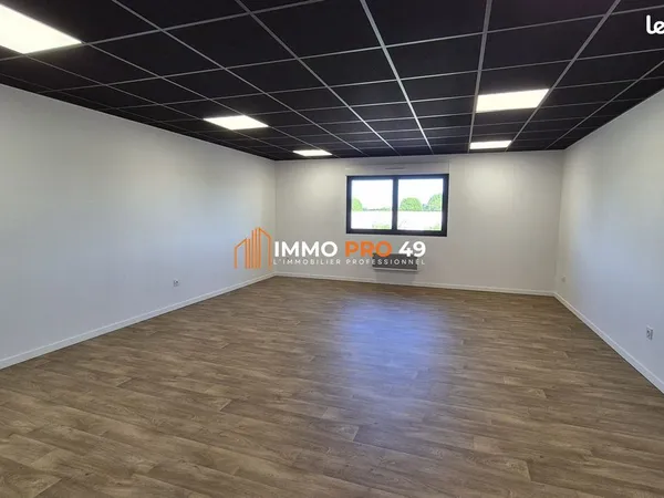 Bureaux 98 m² Ombrée d'Anjou