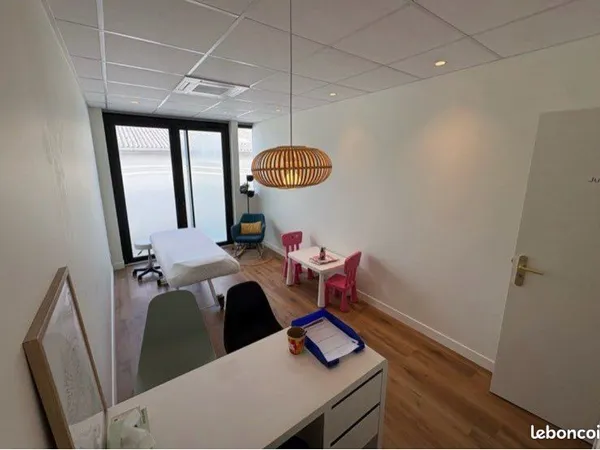 Local commercial - bureau