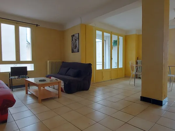 Appartement 3 pièces 84 m²