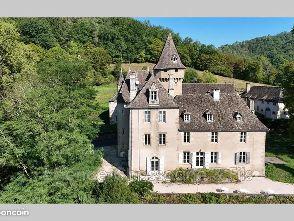 Propriété 14 pièces 520 m²