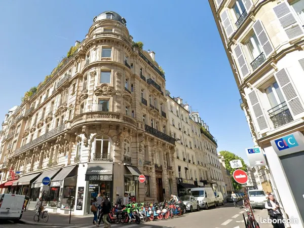 Appartement meublé 400m Champs Elysées