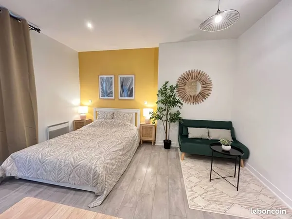 Studio 23 m² rénové en 2024 - Le Kremlin-Bicêtre - faibles charges