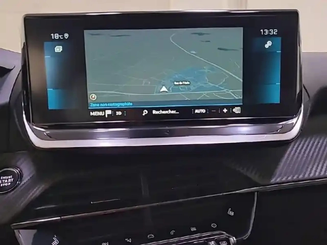 Peugeot 208 puretech 100 s&amp;s eat8 — photo 19
