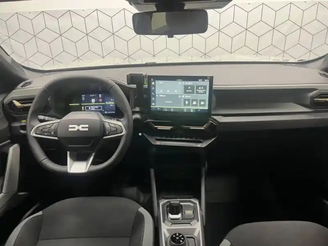 Dacia Duster hybrid-g 150 4x4 — photo 39