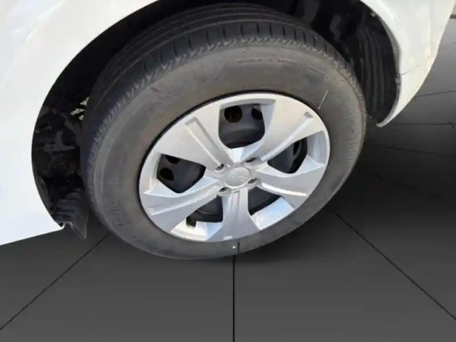 Dacia Sandero 1.0 eco-g 100ch essential — photo 11