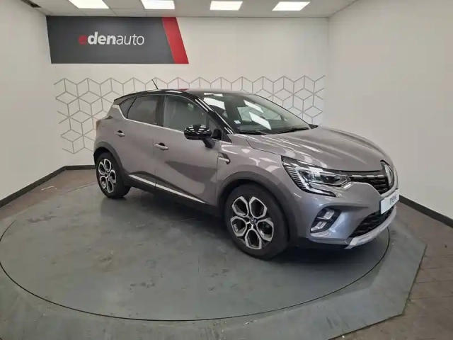 Renault Captur e-tech plug-in 160 — photo 9