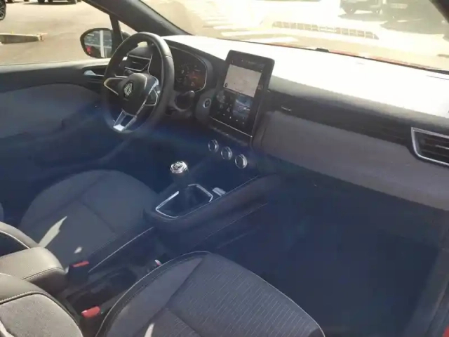 Renault Clio tce 90 — photo 10