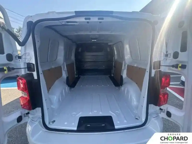 Opel Vivaro fgn sportive diesel 180 ch m automatique — photo 8