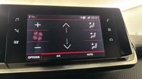 Peugeot 2008 1.2 PureTech 130ch S&S GT EAT8 — photo 27