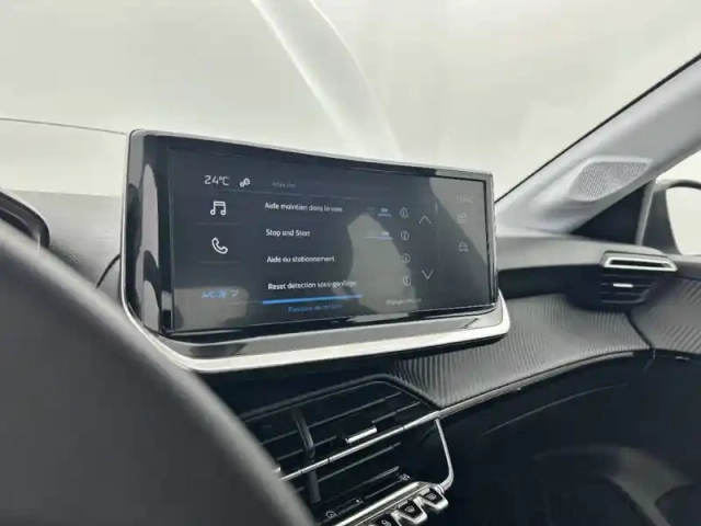 Peugeot 208 puretech 75 s&amp;s bvm5 — photo 21
