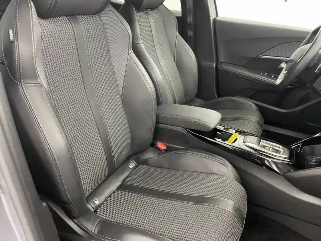 Peugeot 2008 puretech 130 s&amp;s eat8 — photo 59