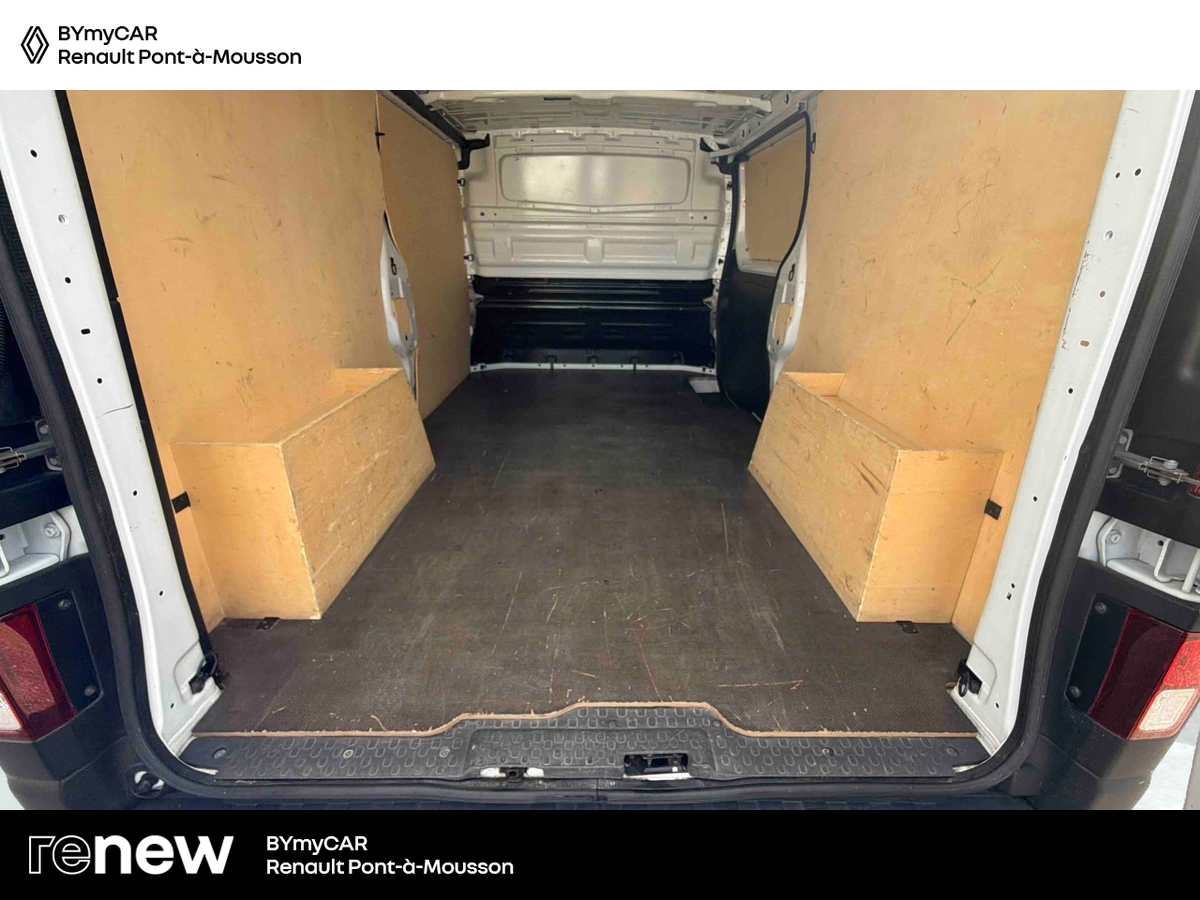 Renault TRAFIC FGN L2H1 3000 KG BLUE DCI 130 — photo 13