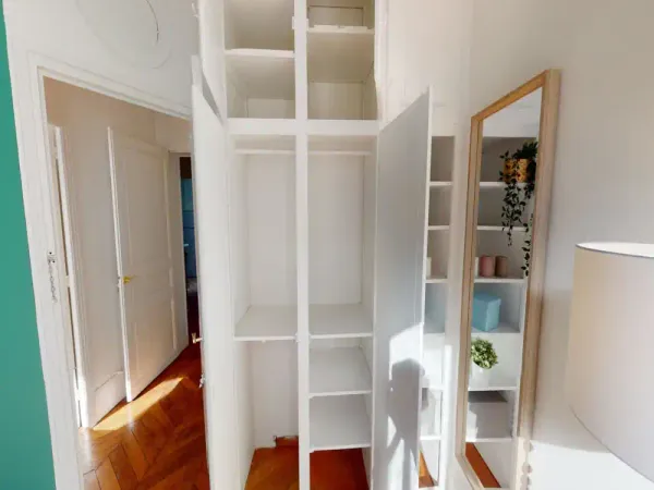 Loue chambre en colocation dans appartement