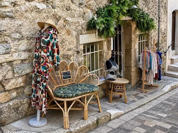 Fonds de commerce 70 m² Valbonne