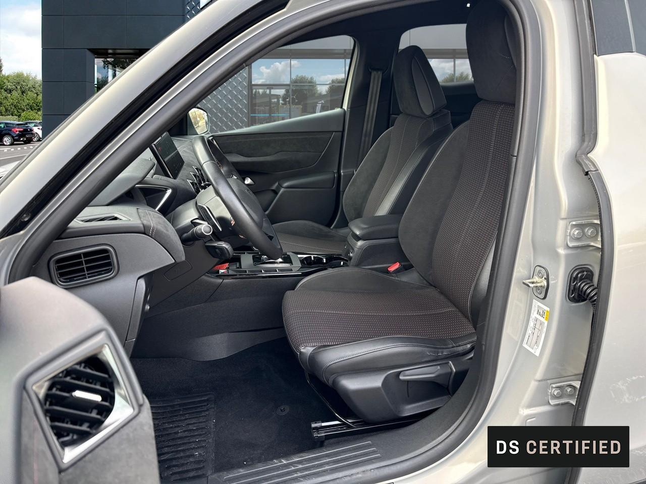 Ds Ds 3 crossback puretech 130 eat8 performance line+ — photo 9