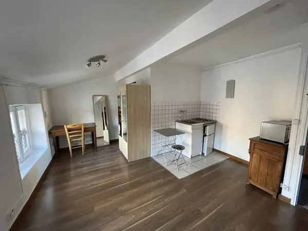 Studio 1 pièce 21 m²