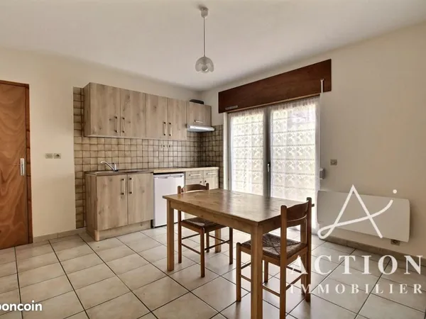 Immeuble de rapport 220 m²