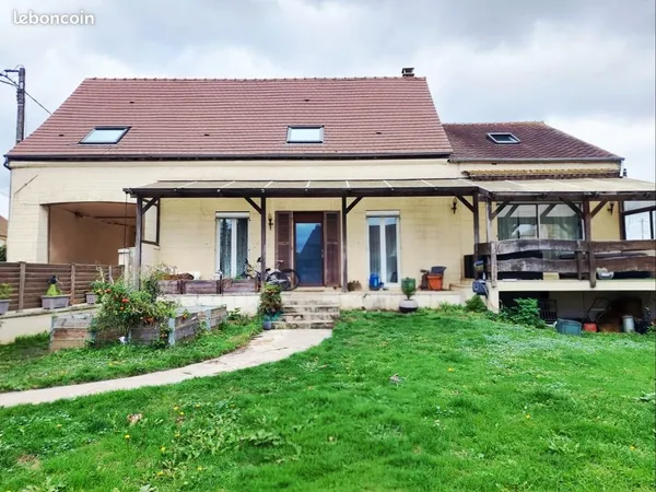 Maison 7 pièces 228 m²