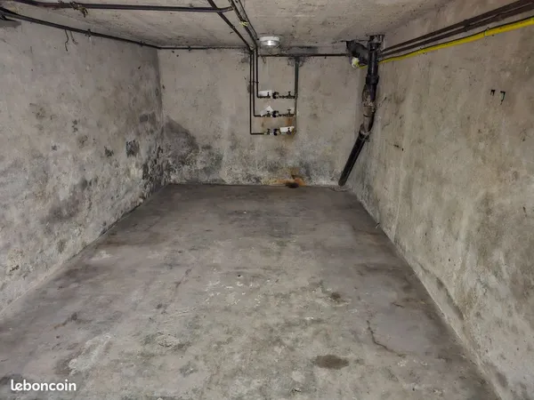 Cave de stockage 18m2