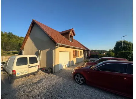 Maison 5 pièces - 4 chambres - Possibilité d'une 5ème chambre