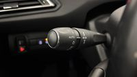 Peugeot 308 1.2 PureTech 130ch E6.3 S&S Allure — photo 23
