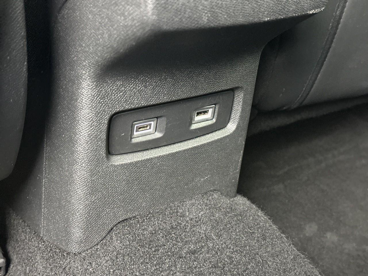 Citroën C4 puretech 130 s&s eat8 shine pack — photo 36