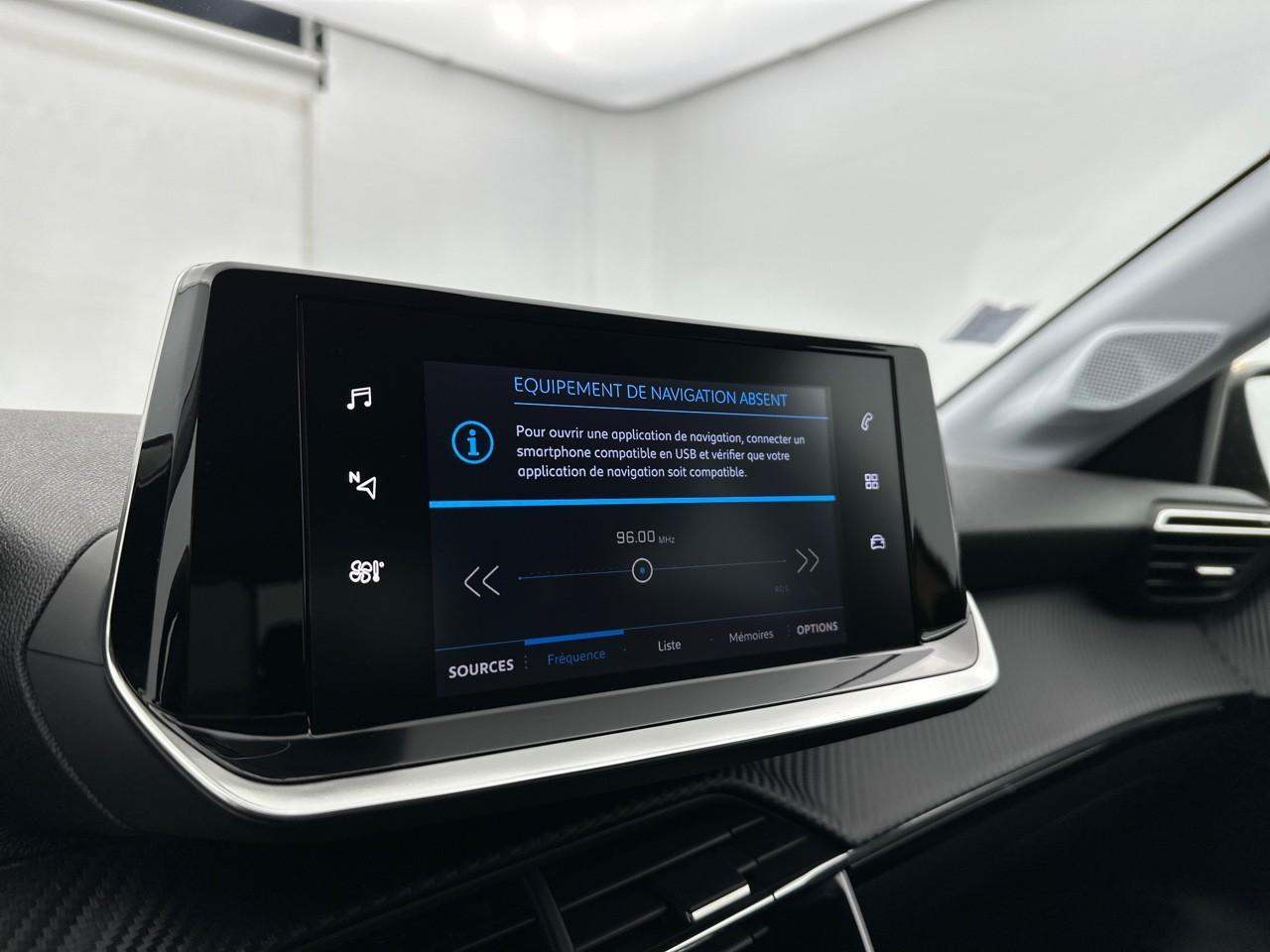 Peugeot 208 puretech 100 s&s bvm6 allure — photo 11