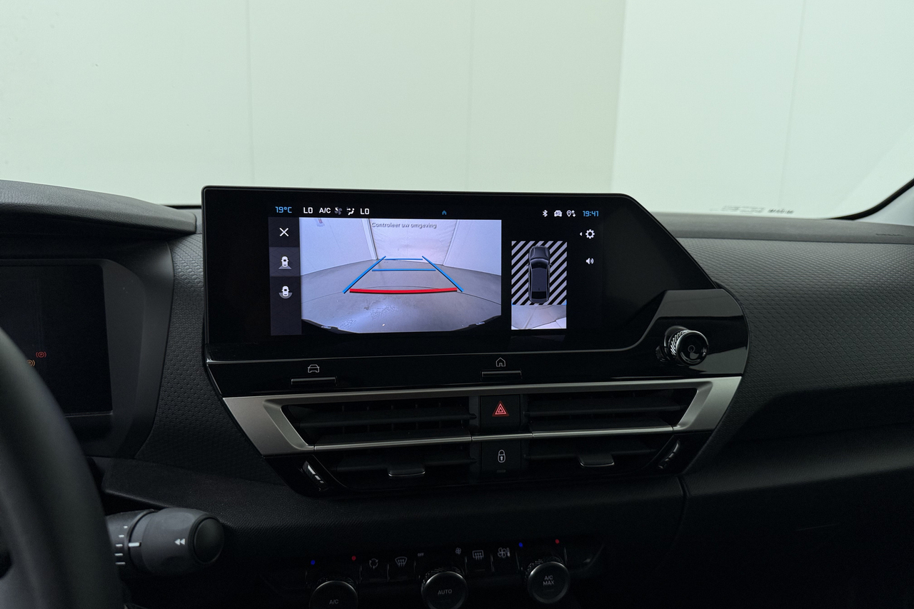 Citroën C4 X — photo 13