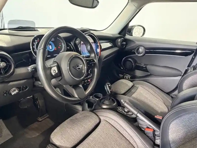 Mini Mini hatch 5 portes cooper 136 ch dkg7 — photo 7
