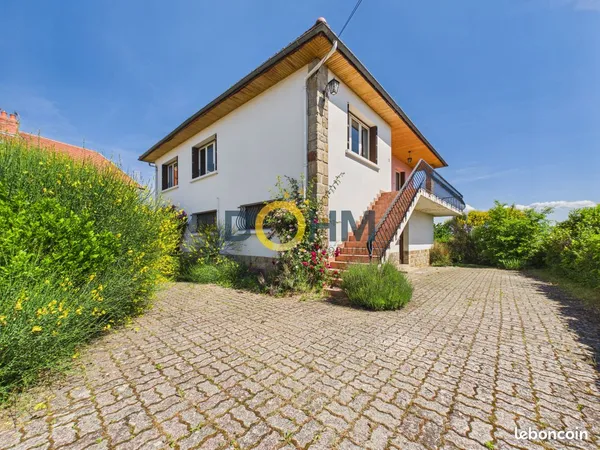 Maison 8 pièces 146 m²