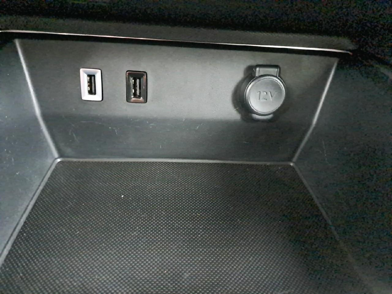 Citroën C5 Aircross hybride 136 e-dcs6 plus — photo 26