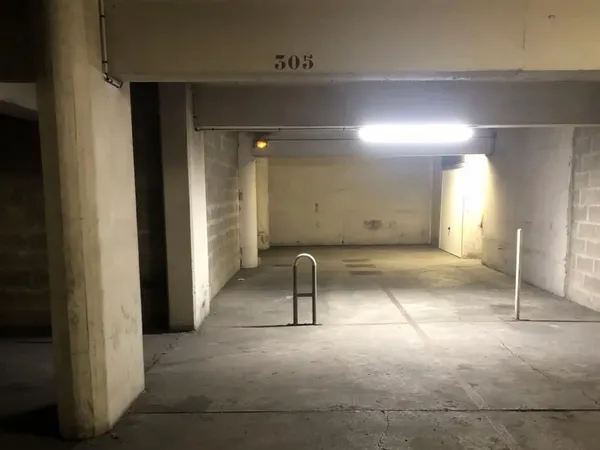 Loue parking - Paris 17ème Épinettes