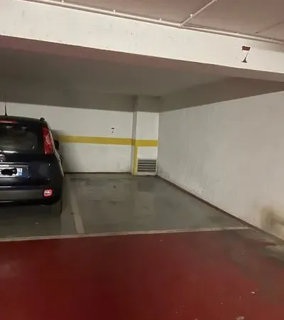 Parking rue saint Charles