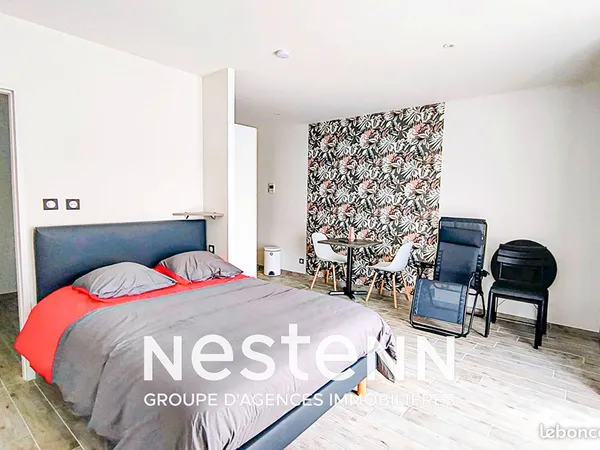 Studio 1 pièce 33 m²