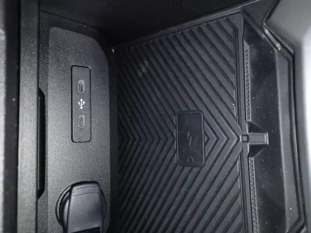 Dacia Duster hybrid-g 150 4x4 — photo 34
