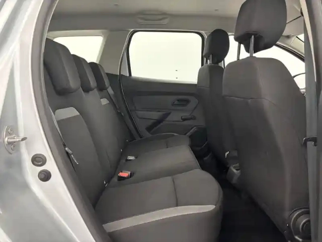 Dacia Duster blue dci 95 4x2 — photo 25