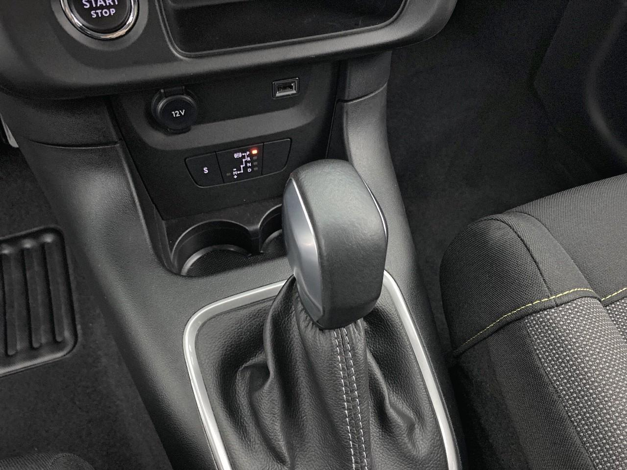 Citroën C3 puretech 110 s&s eat6 shine — photo 22