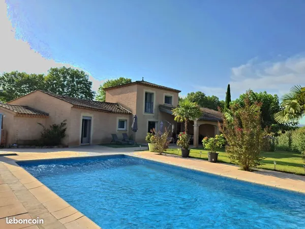 Maison 5 pièces 130 m²