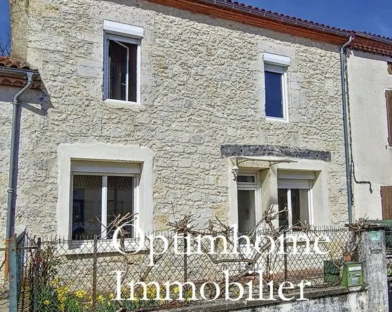 Maison en pierres 142 m² avec jardin clos