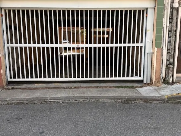 Garage en sous-sol sécurisé à louer