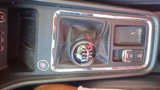 Seat Ateca 1.0 TSI 115 - Urban – 2020 – 57610 km – Essence – Boîte Manuelle — photo 4