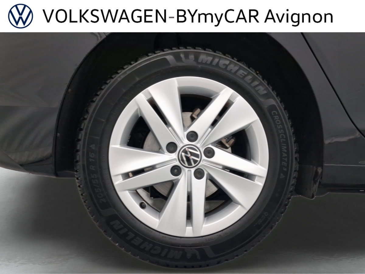 Volkswagen Golf 1.0 eTSI OPF 110 DSG7 — photo 19