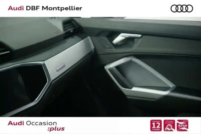 Audi Q3 35 tfsi 150 ch s tronic 7 s line — photo 5